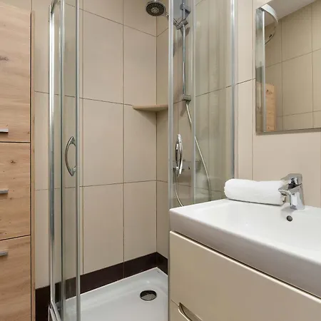 Cozy & Functional With Parking And Balcony By Renters * Gdansk