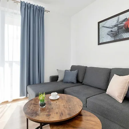 Cozy & Functional With Parking And Balcony By Renters Apartment